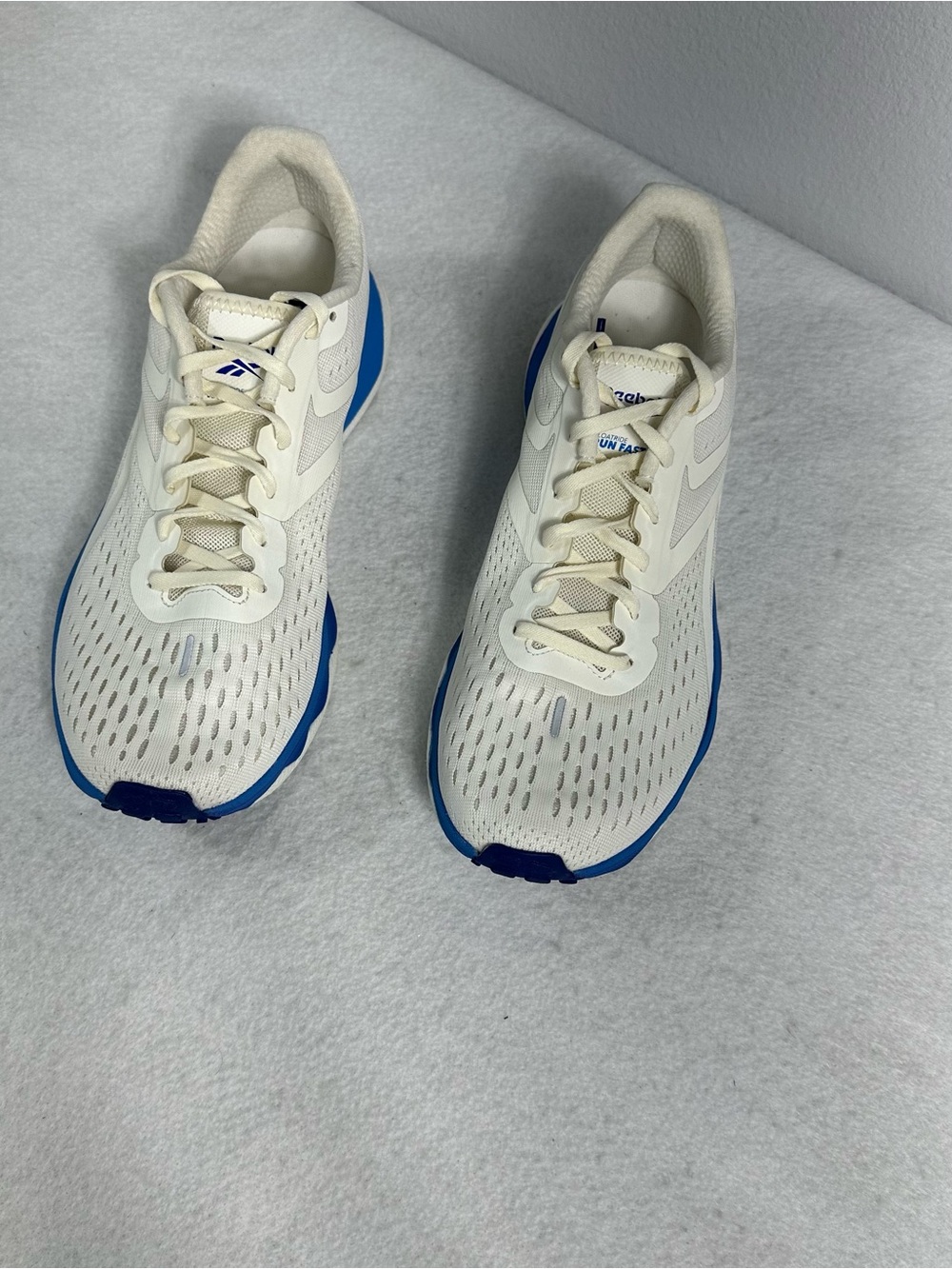 Reebok Men's Cream and Blue Athletic Running Shoes